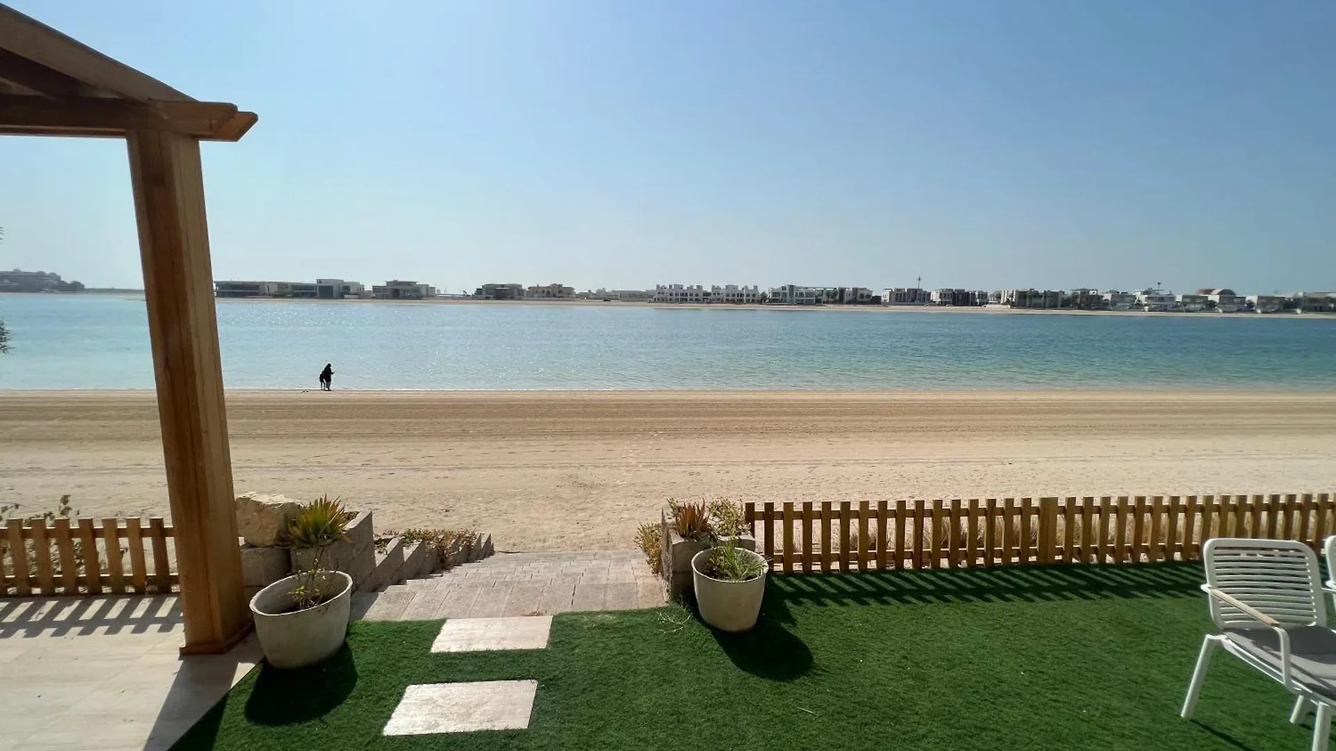Palm Jumeirah Party Villa'S Private Beach Dubai